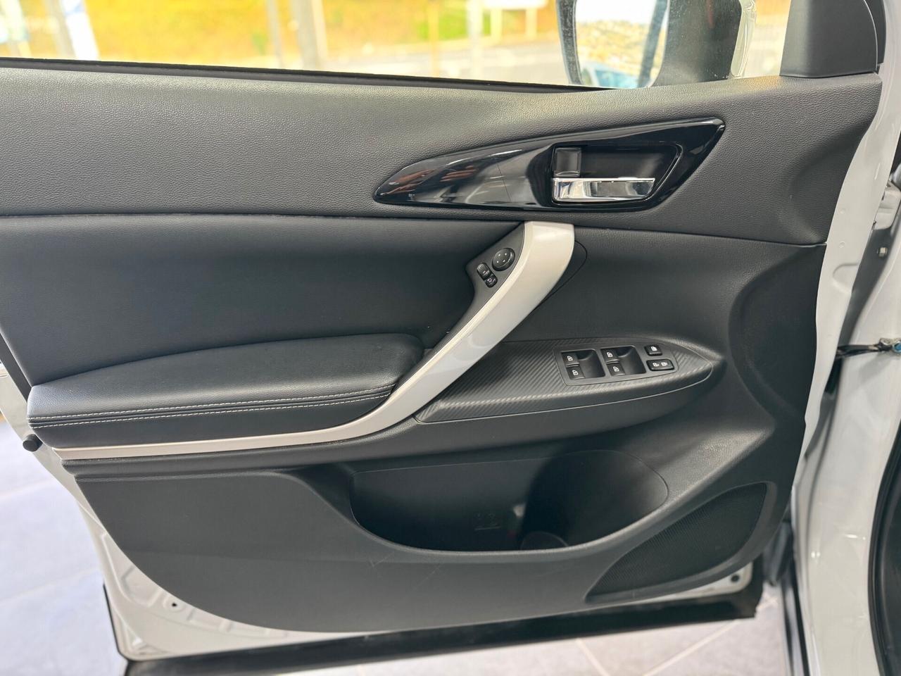 Mitsubishi Eclipse Cross 2.4 MIVEC 4WD PHEV INSTYLE