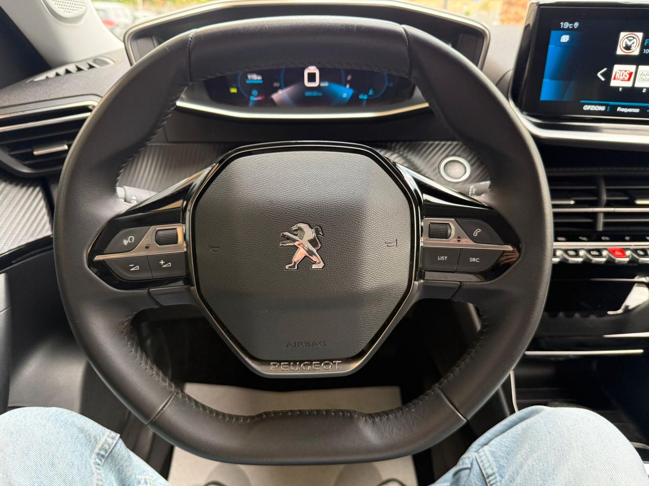 Peugeot 2008 1.5 BlueHDi 110 S&S Allure Pack