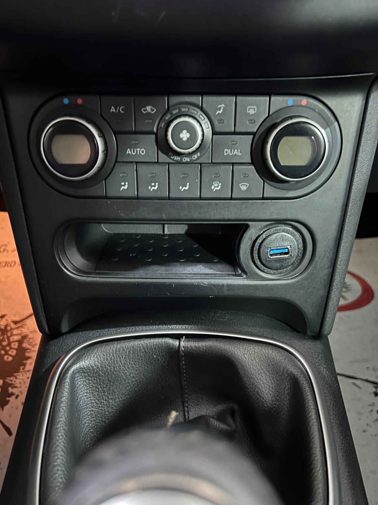 Nissan Qashqai 2.0 150 CV - Tekna - 2010