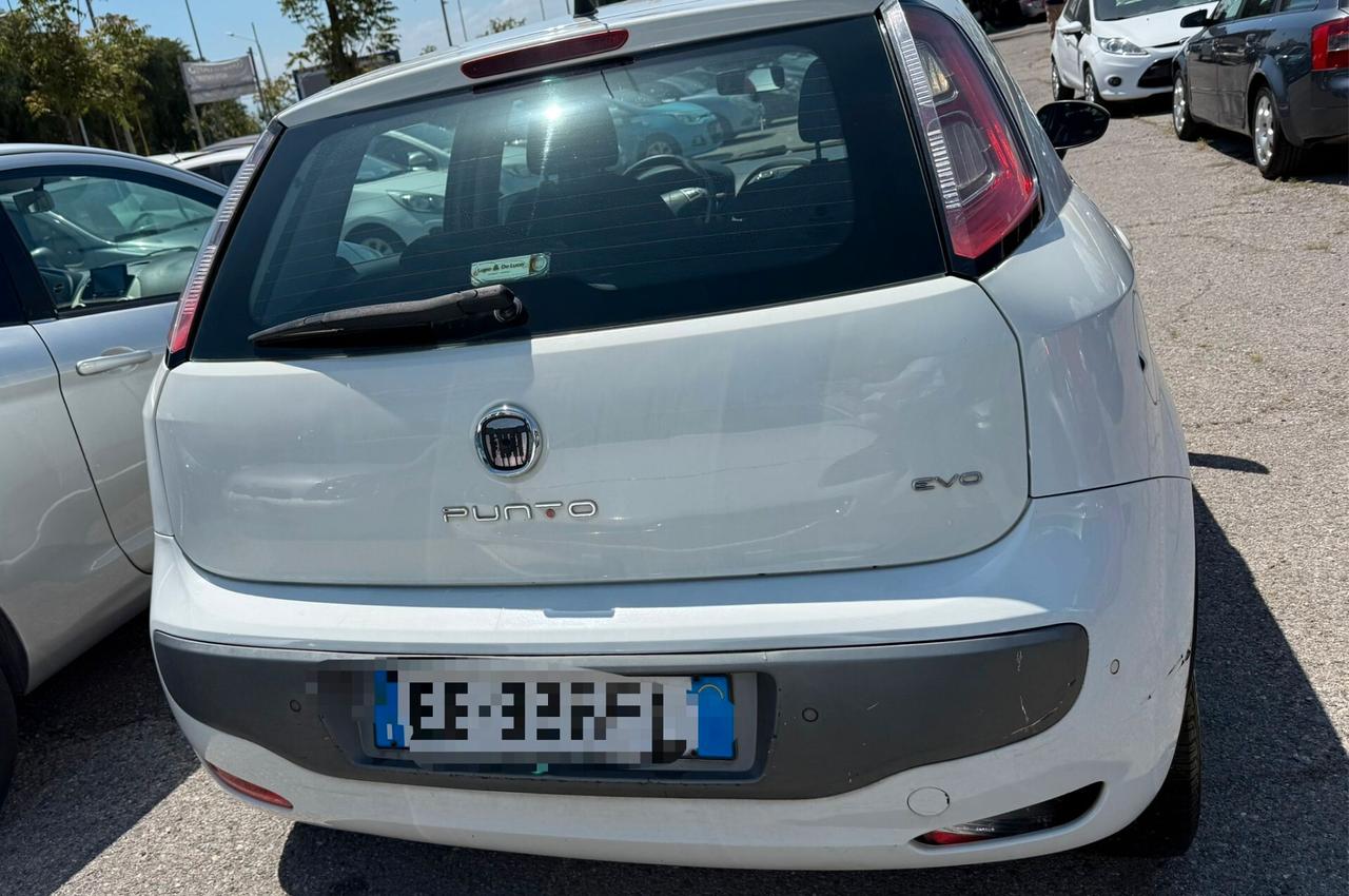 Fiat Punto Evo 1.6 Mjt 5 porte Sport