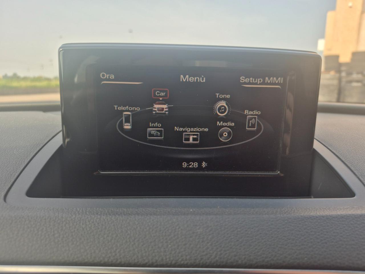 Audi Q3 2.0 TDI Business