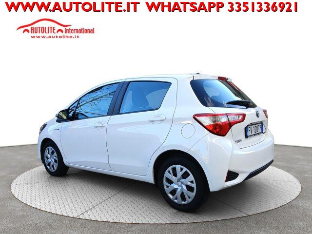 TOYOTA Yaris 1.5 Hybrid 5 porte Business