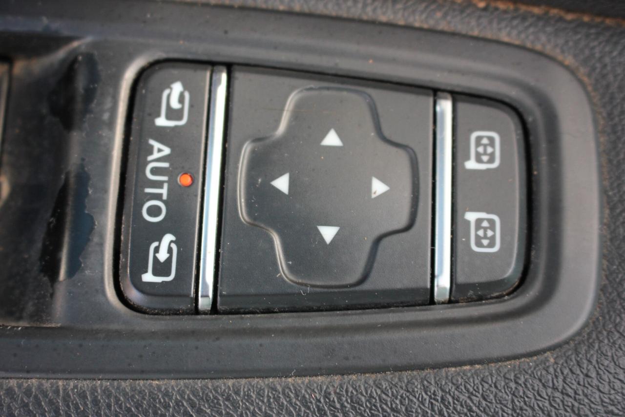 Renault Captur *PREZZO REALE* 0.9 tce 90cv INTENS KM CERTIFICATI GARANZIA 12 MESI FULL LED-TELECAMERA-SENSORI ANT E POST-NAVI