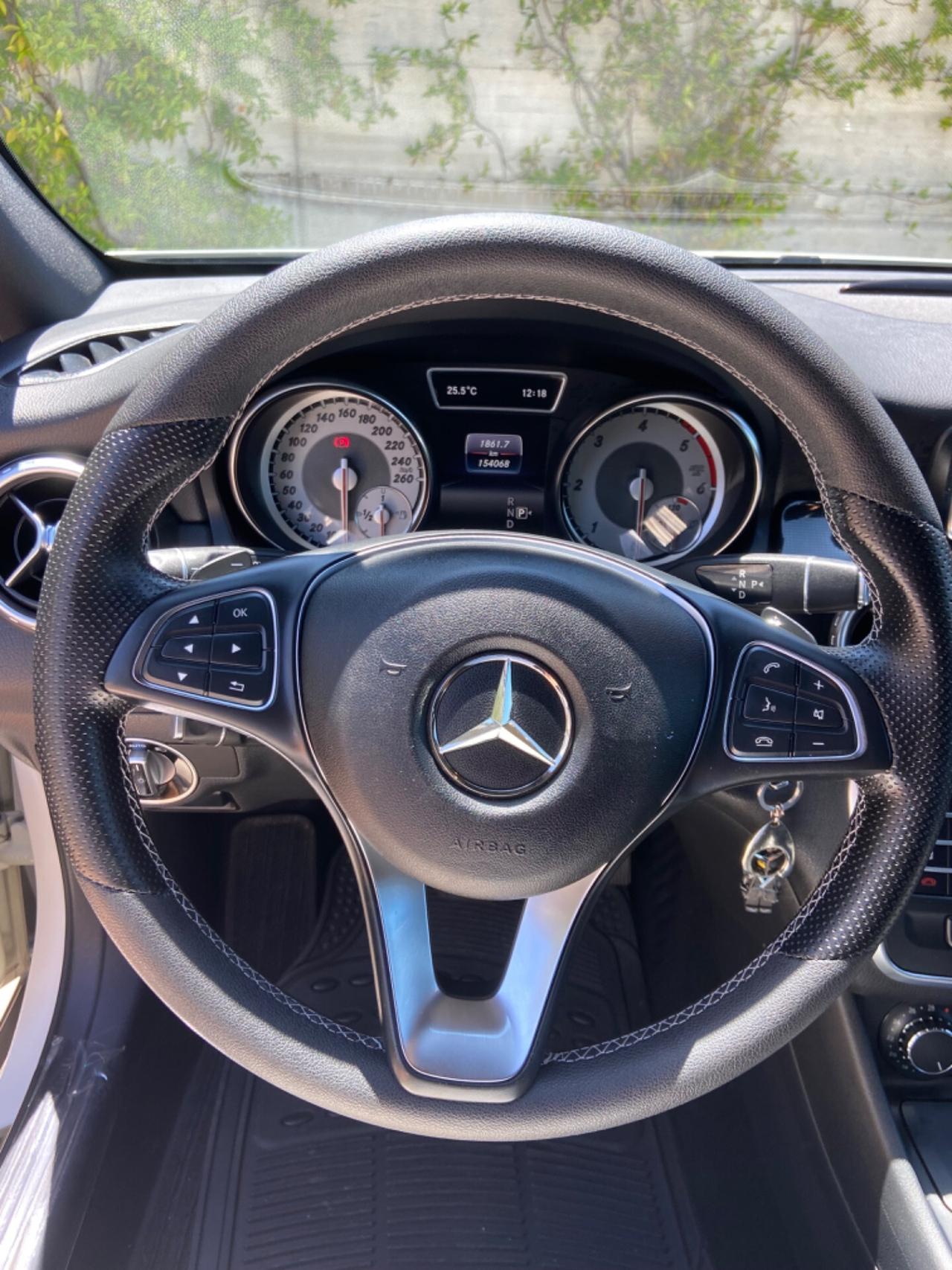 Mercedes-benz GLA 220 GLA 220 d Automatic 4Matic Premium Night Edition