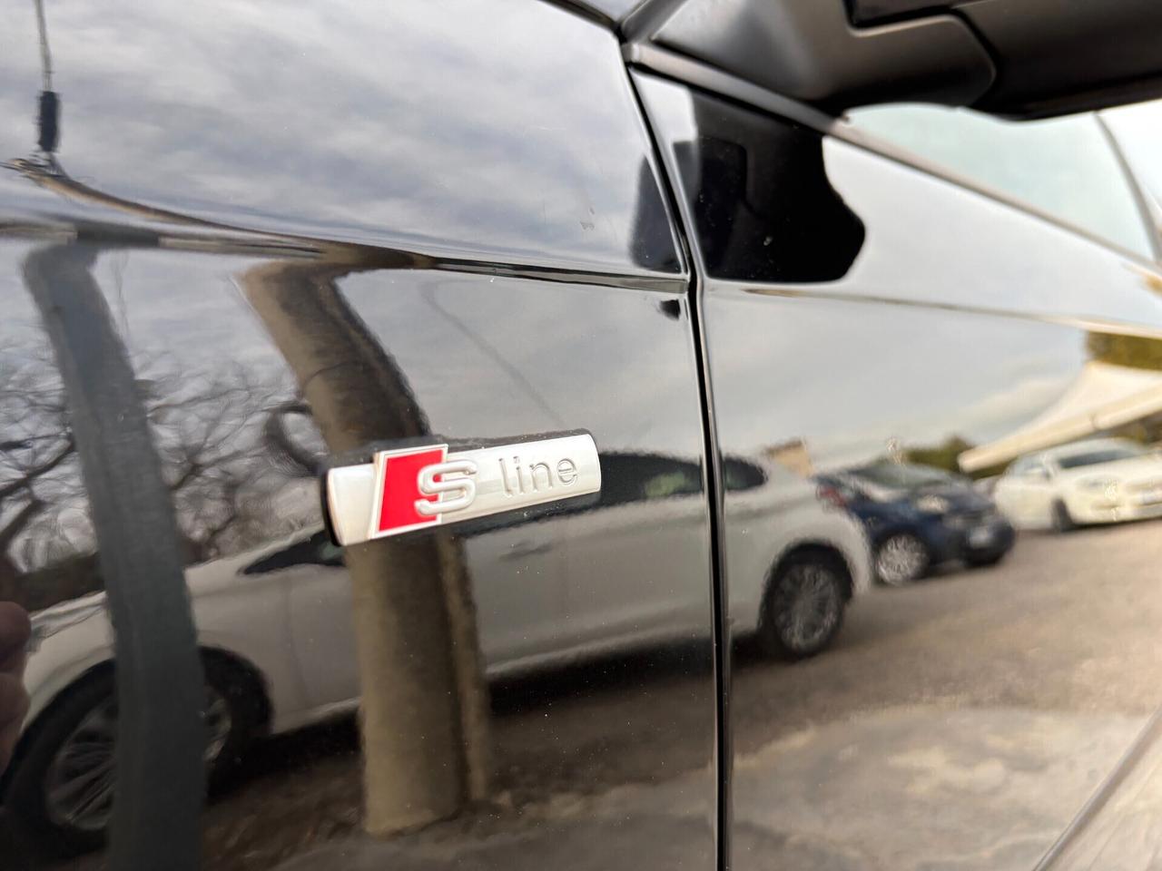 Audi A3 Sline 1.6 TDI 105 CV