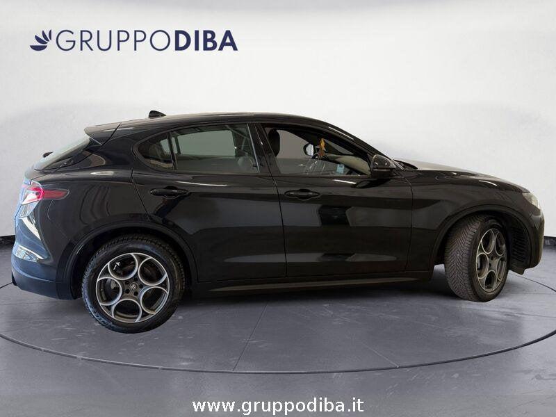 Alfa Romeo Stelvio 2023 2.2 t Sprint Q4 210cv auto