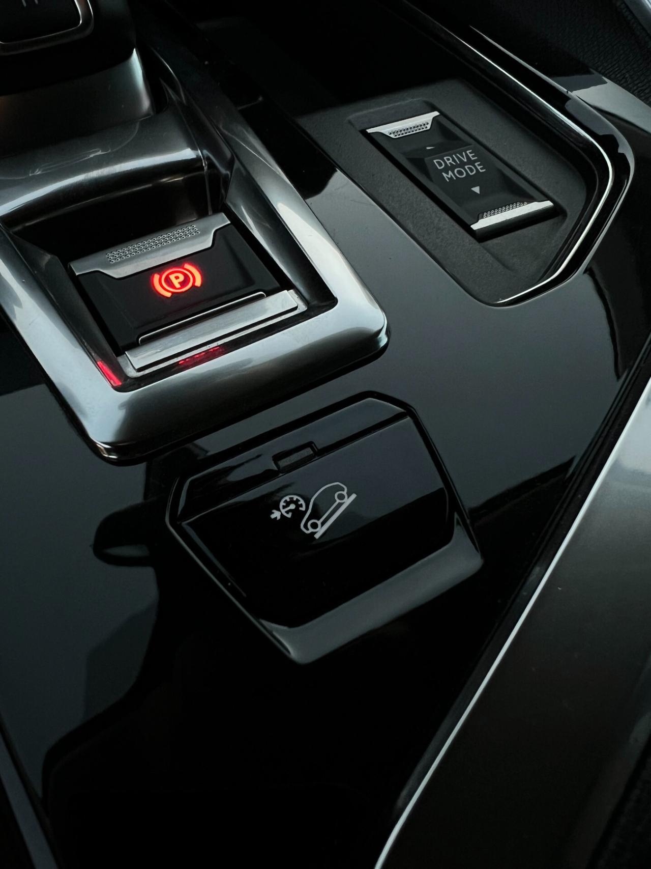 Peugeot 3008 BlueHDi 130 S&S EAT8 Allure Pack FULL FULL