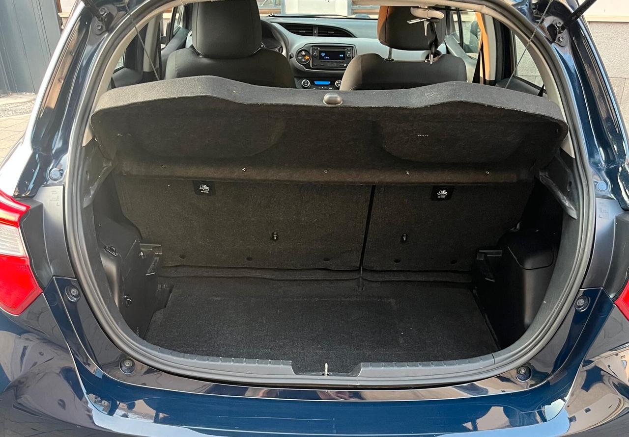Toyota Yaris 1.5 hybrid/benzina 73cv Cool automatica