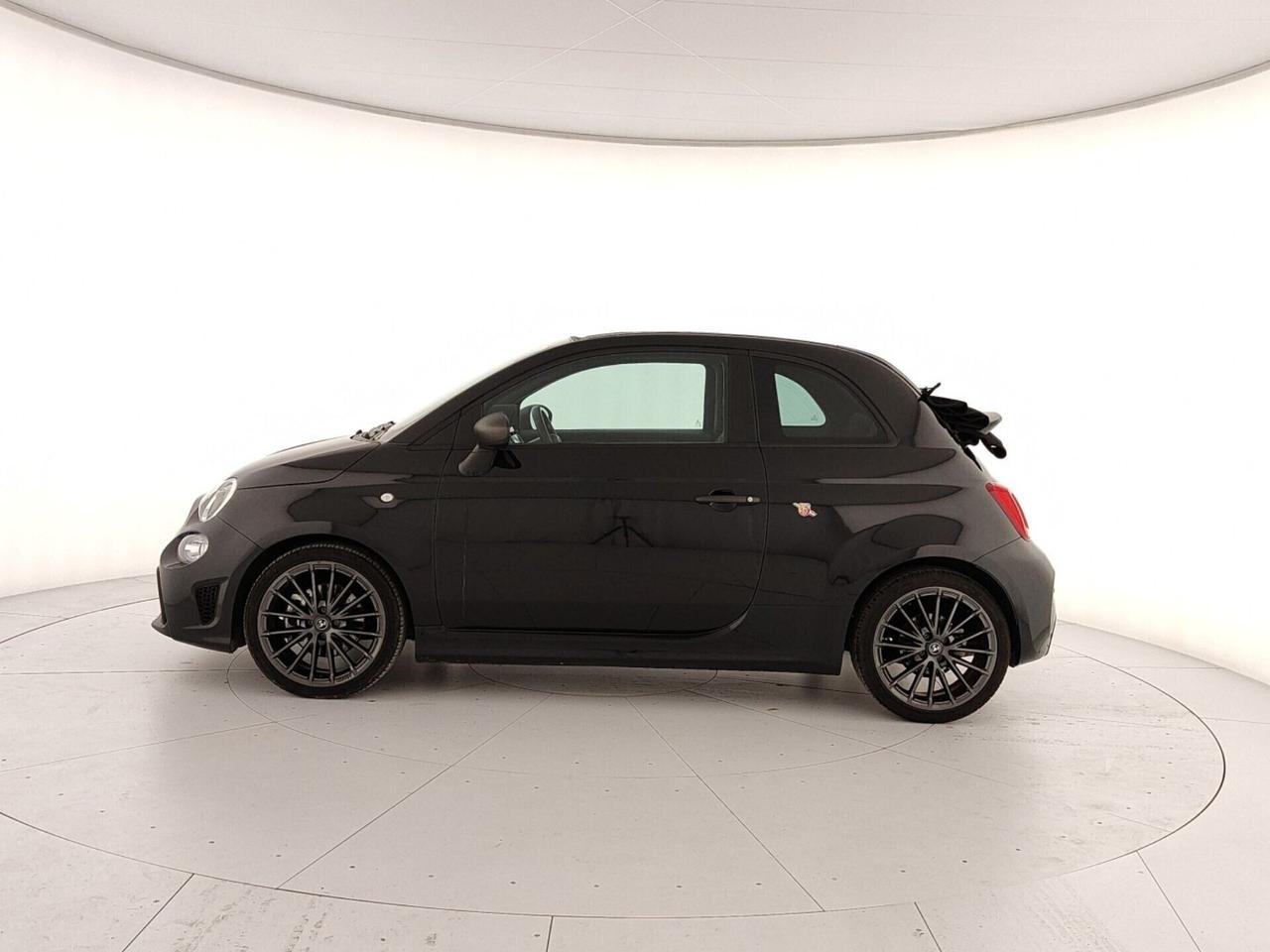 Abarth 595 C 1.4 Turbo T-Jet 165 CV