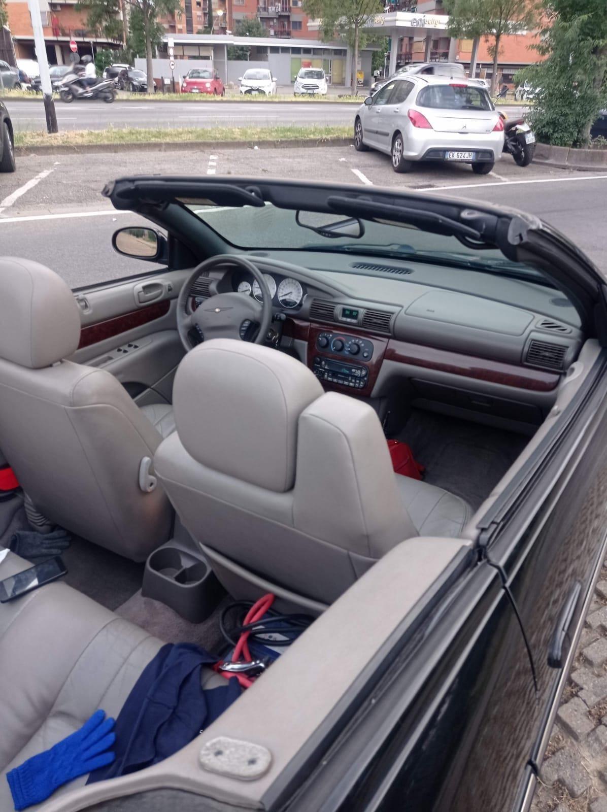 CHRYSLER SEBRING 2.7 6 CILINDRI 203 CV -CABRIO