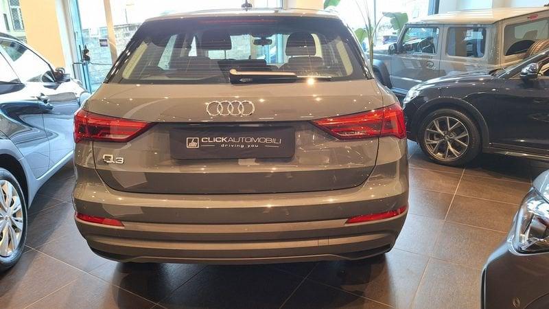 Audi Q3 35 TDI S tronic Business