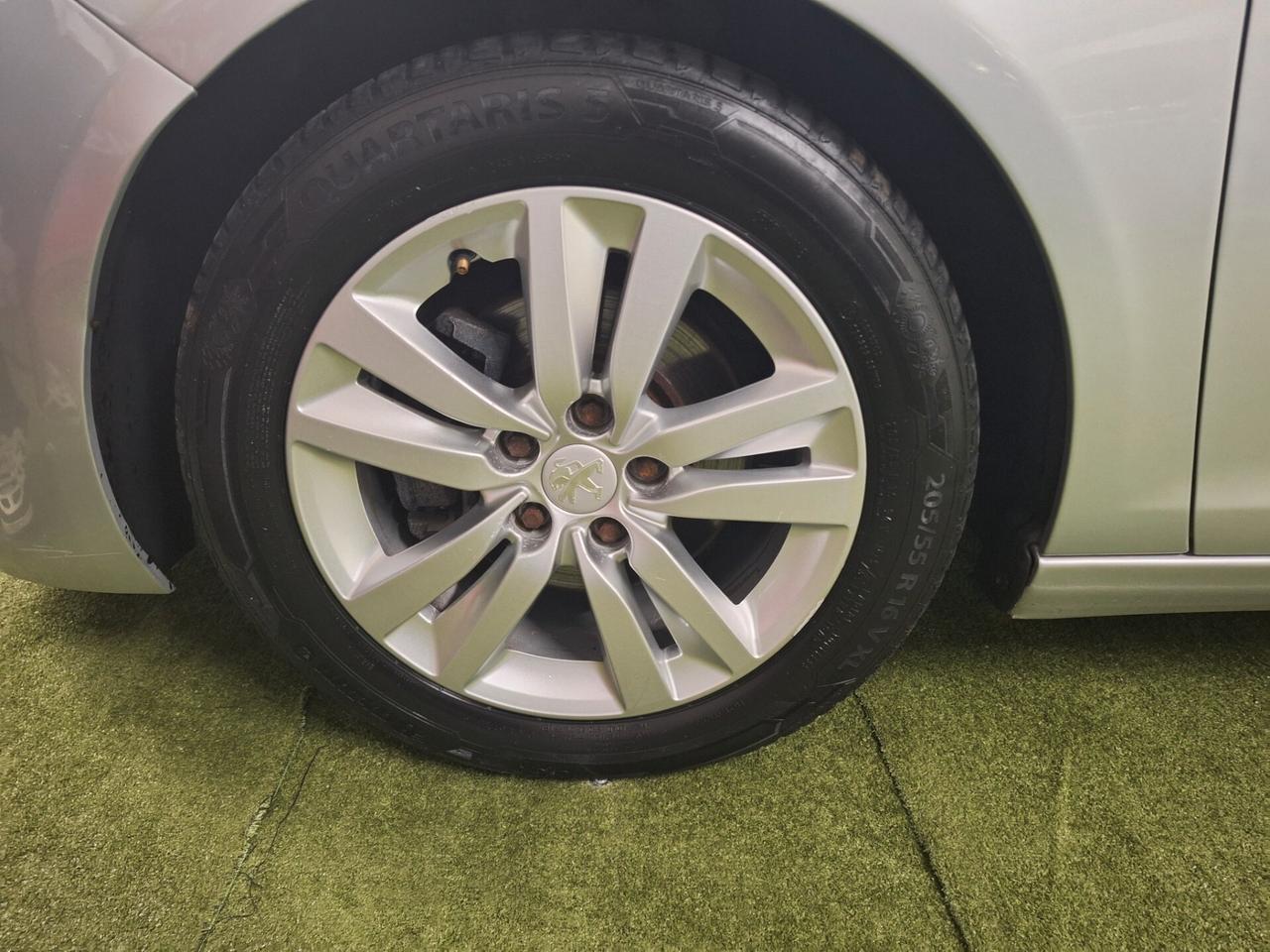 Peugeot 308 1.6 HDi 92 CV Business