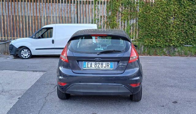 FORD Fiesta 1.2 82 CV 5 porte Titanium + GPL