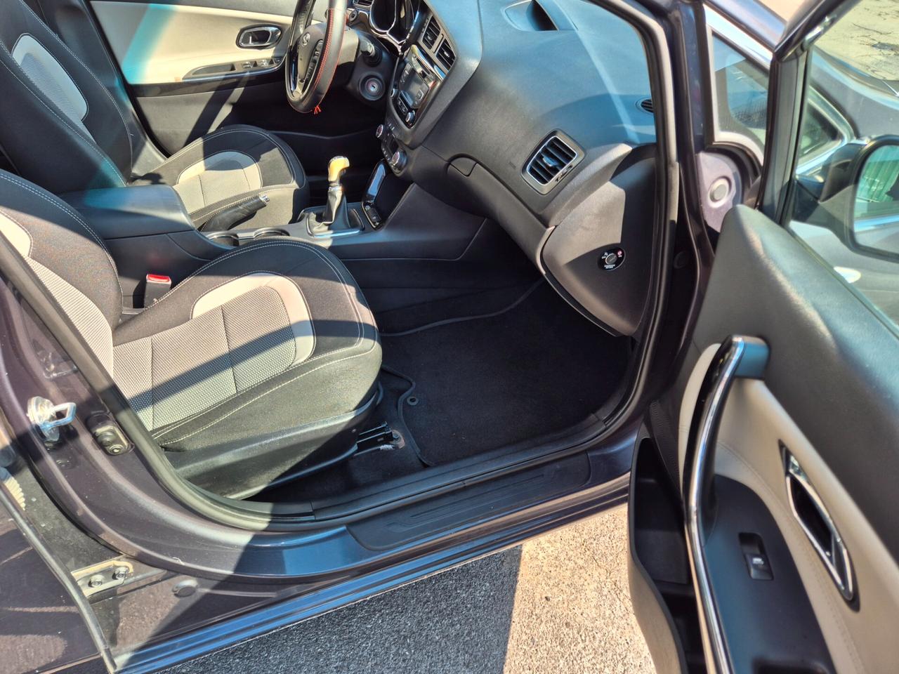 Kia Ceed cee'd 1.4 CRDi SW Cool