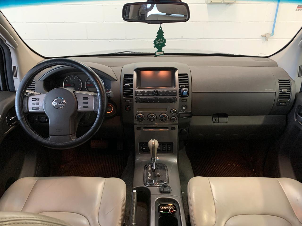 Nissan Pathfinder 2.5 dCi LE Platinum