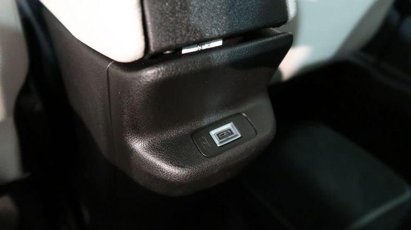 FIAT 600 600 1.2 hybrid La Prima 110cv auto