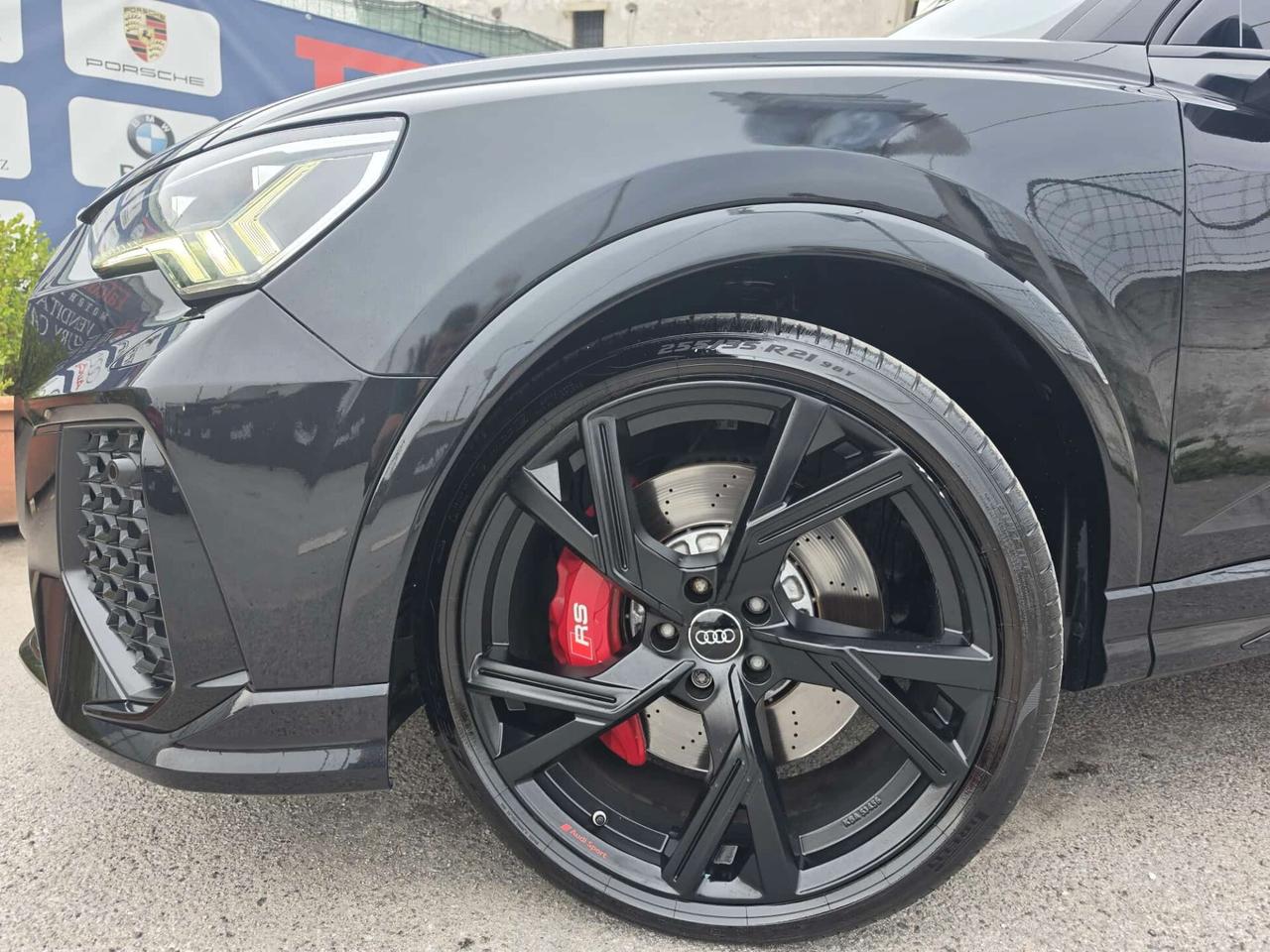Audi RSQ3 SPORTBACK TOTAL BLACK FULL