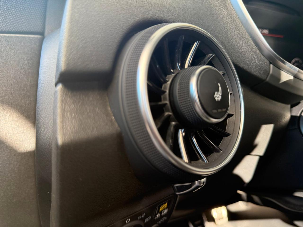 Audi TT Coupé 2.0 TFSI S line