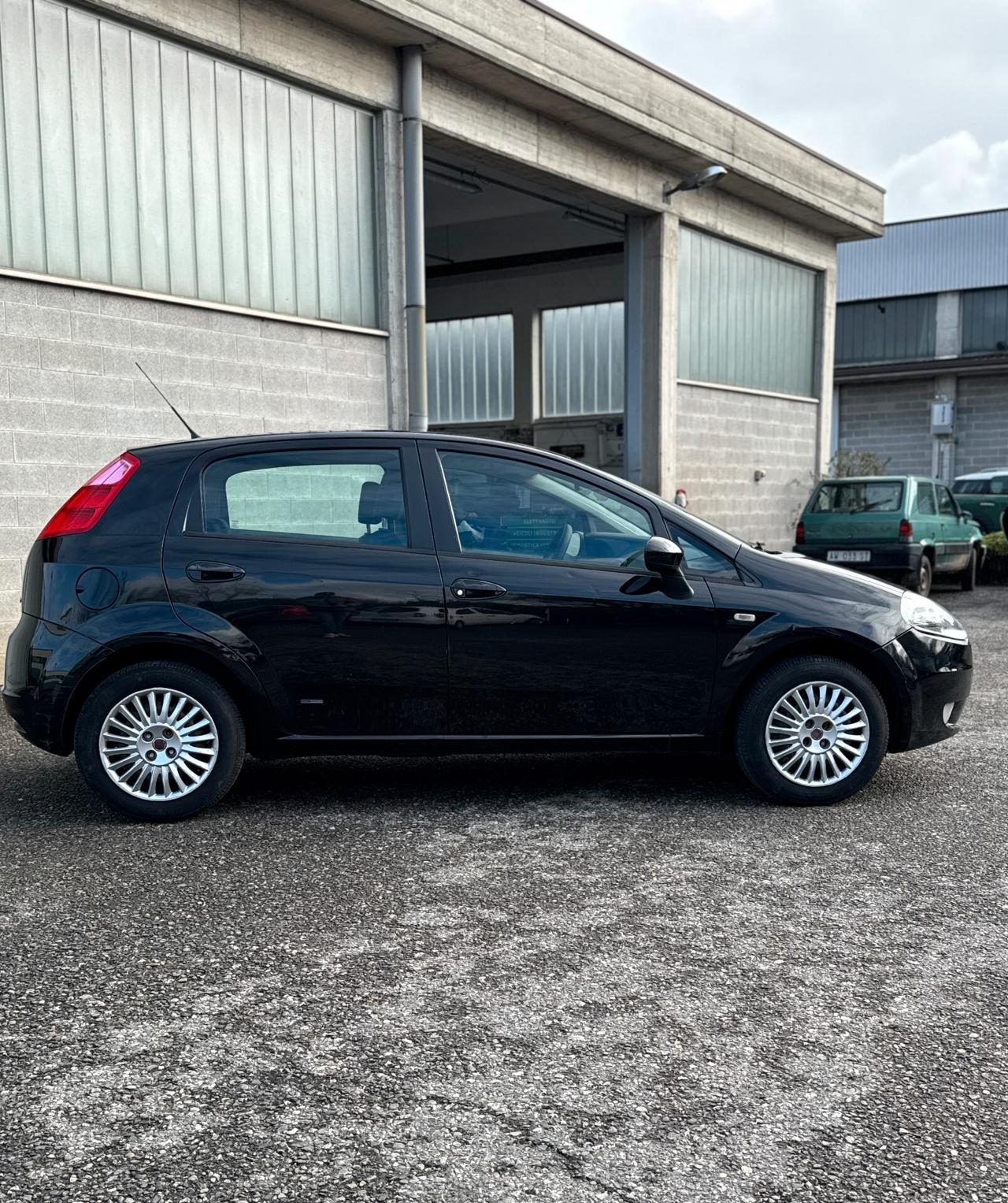 Fiat Grande Punto 1.4 57kW Benz. *59.000 km*UNICO PROPRIETARIO*