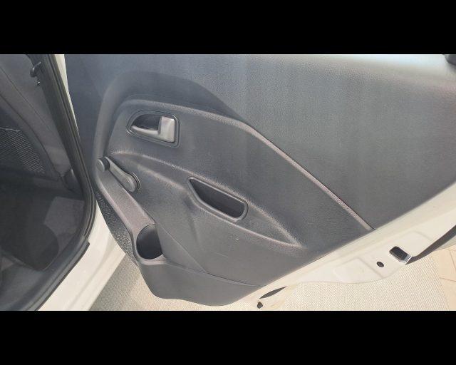 KIA Rio 5p 1.1 crdi Active E6