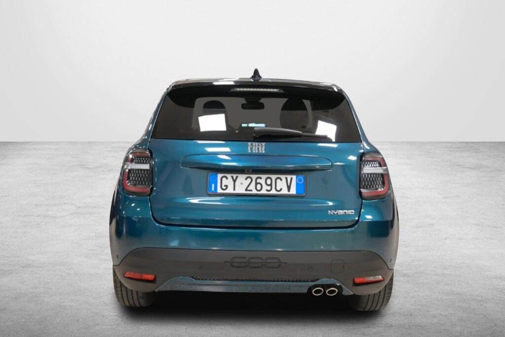 FIAT 600 1.2 HYBRID 136CV DCT MHEV LA PRIMA ( FARI LED - ADAPTIVE CRUISE - COCKPIT - PELLE - NAVI - MIRROR - PDC - TELECAMERA POST. - CERCHI 18 )