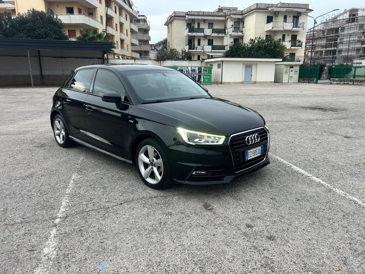 Audi A1 1.4 TDI ultra S tronic line