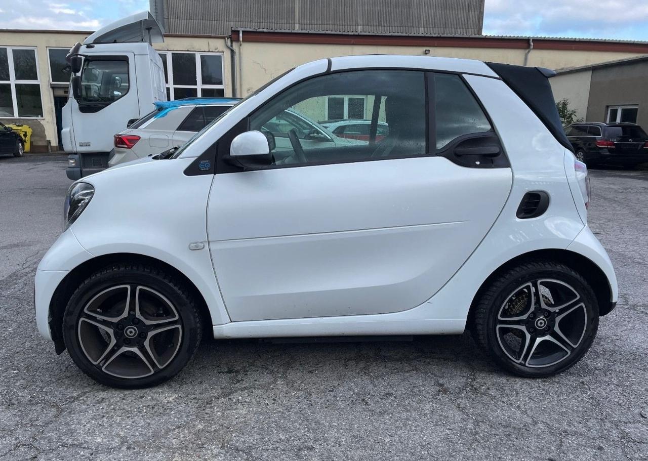 Smart ForTwo EQ PRIME 82cv Navi Camera Fari 22KW