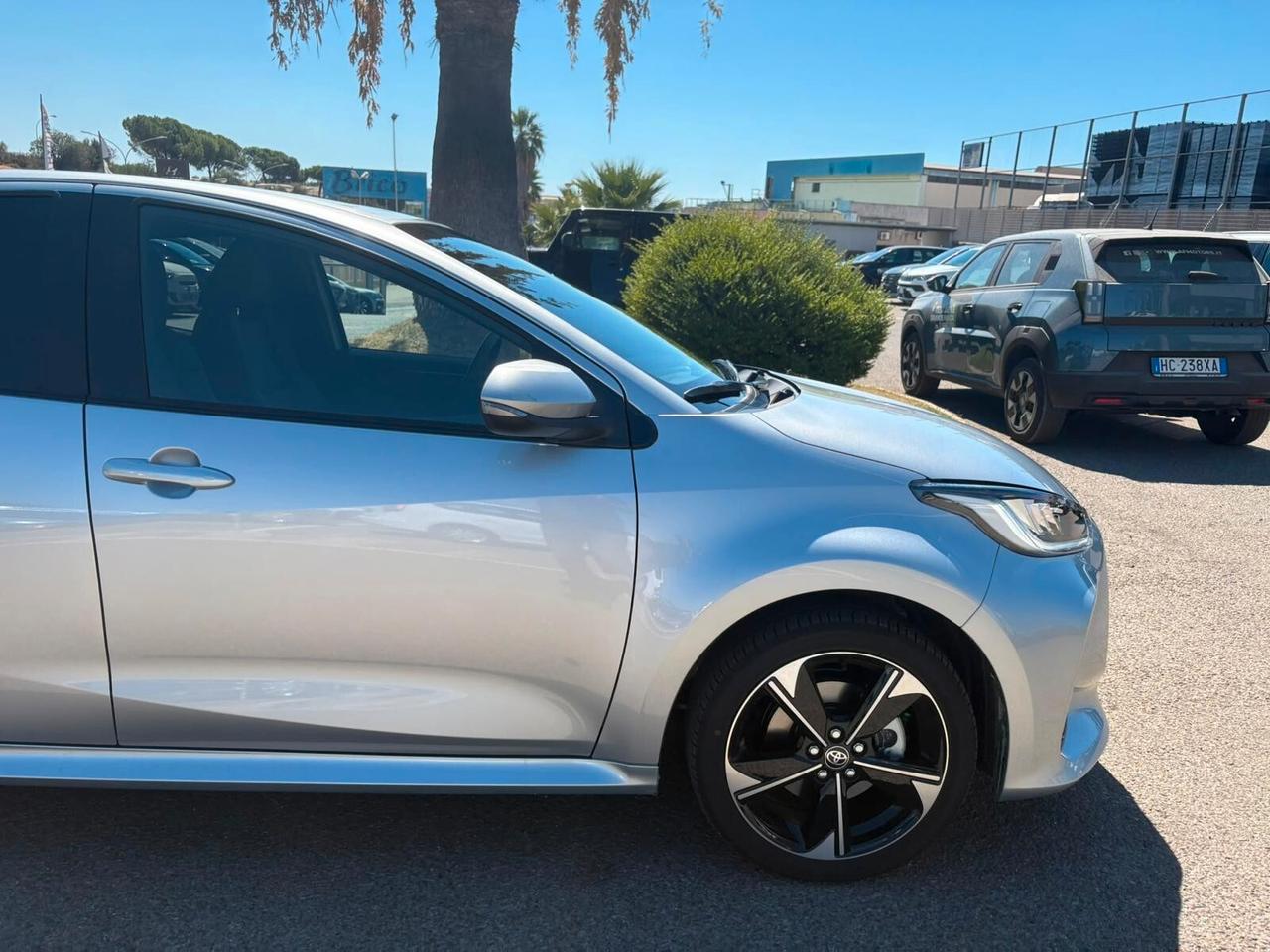 Toyota Yaris 1.5 130 Hybrid 5 porte Lounge