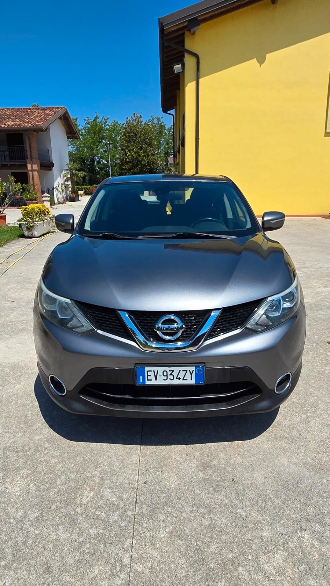 Nissan Qashqai 1.5 dCi DPF Tekna