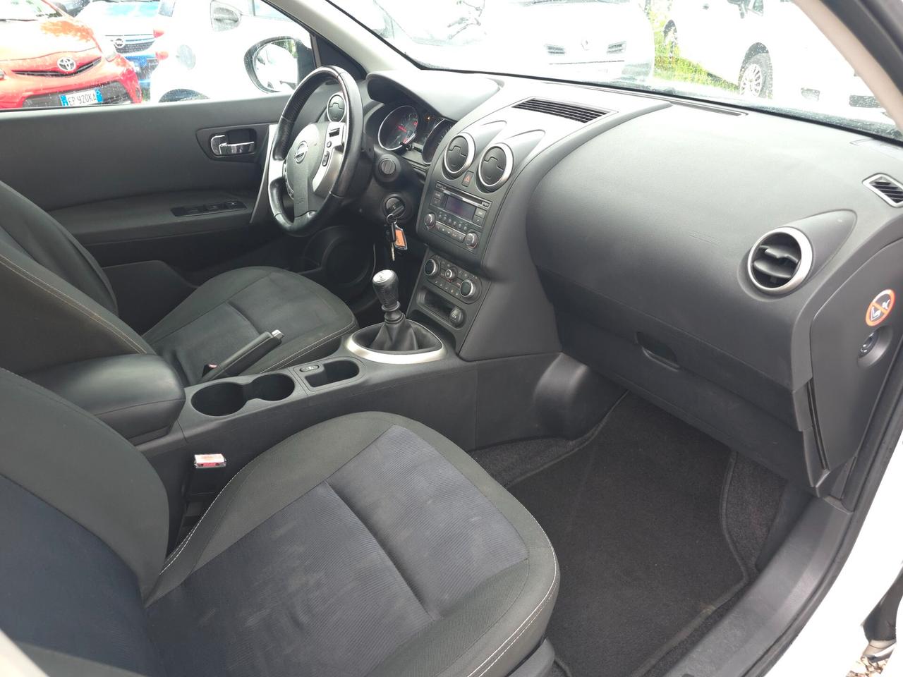 Nissan Qashqai 1.5 dCi DPF Tekna