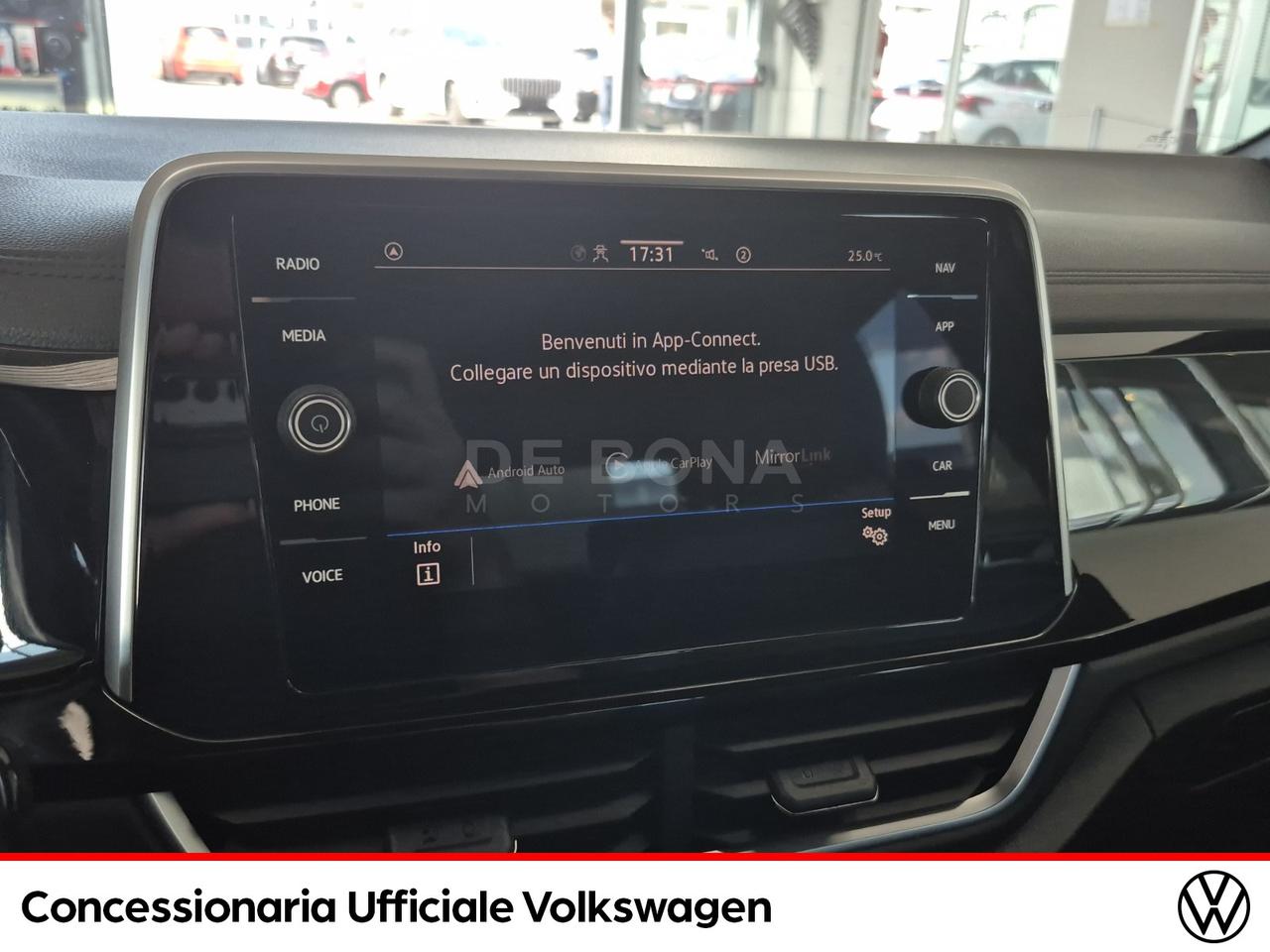Volkswagen T-Roc 1.5 tsi r-line