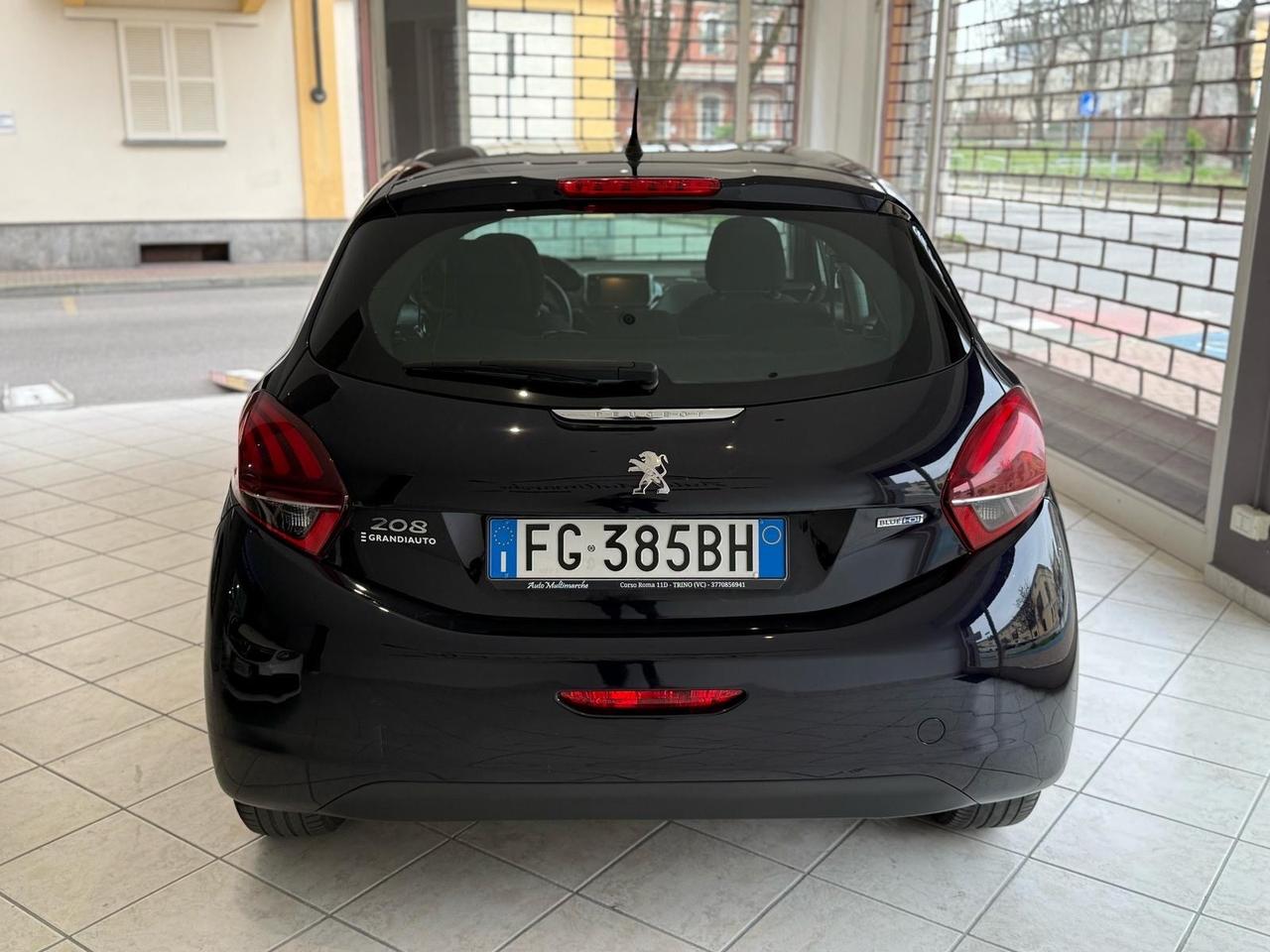 Peugeot 208 BlueHDi 75 5 porte Allure