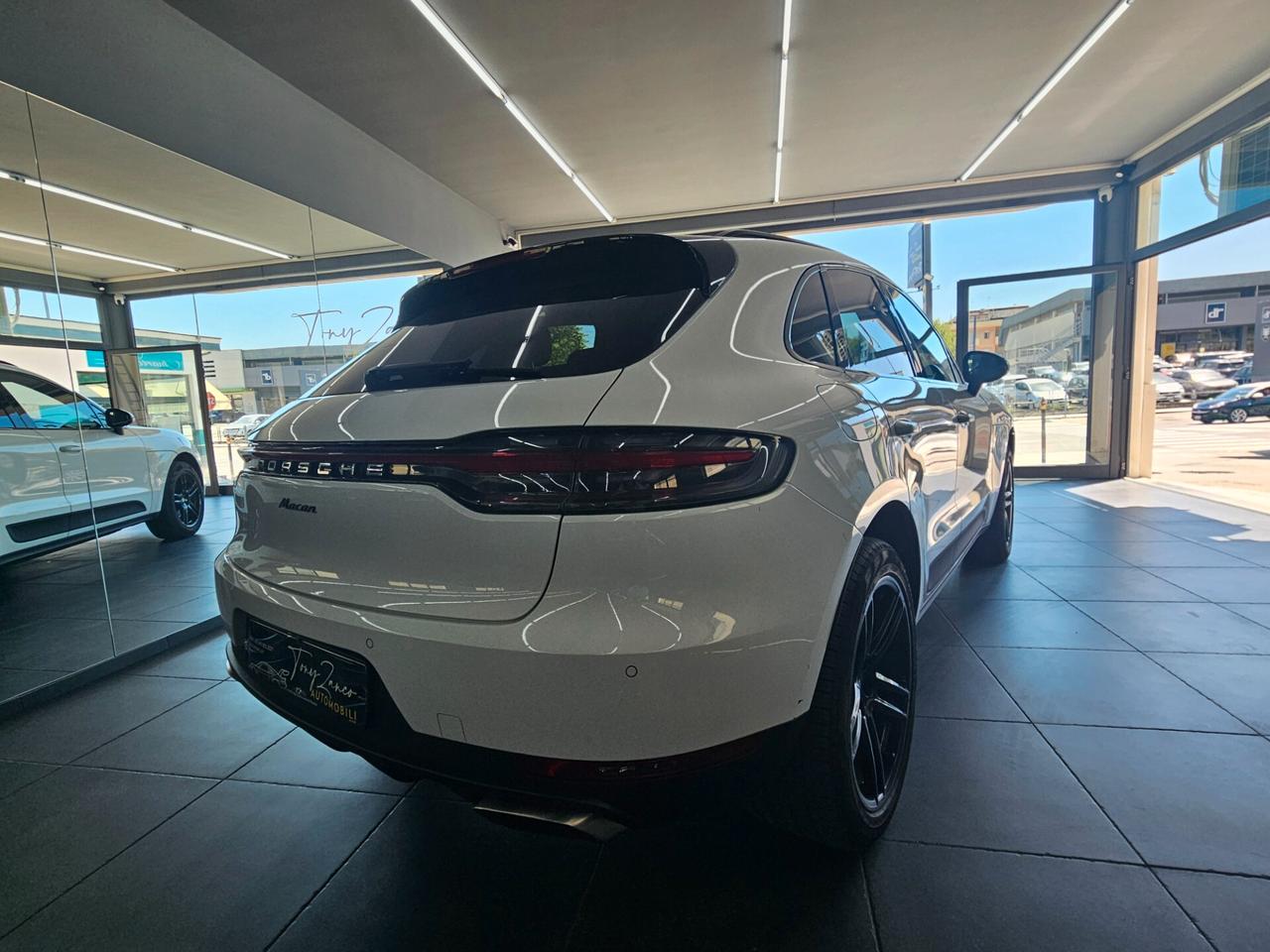 Porsche Macan 2.0 CHRONO SPORT PLUS