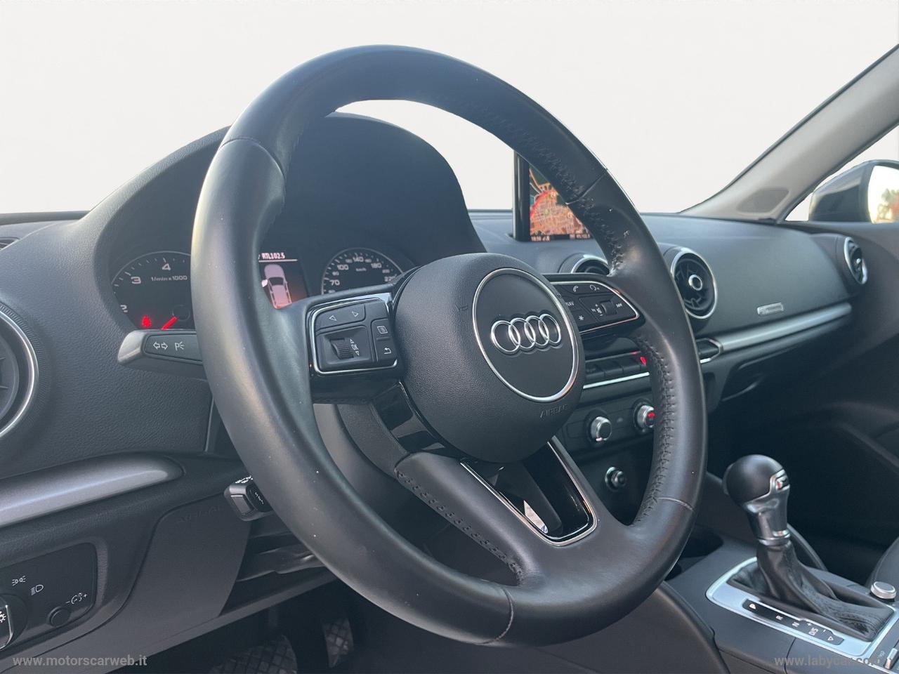 AUDI A3 SPB 2.0 TDI S tronic Business