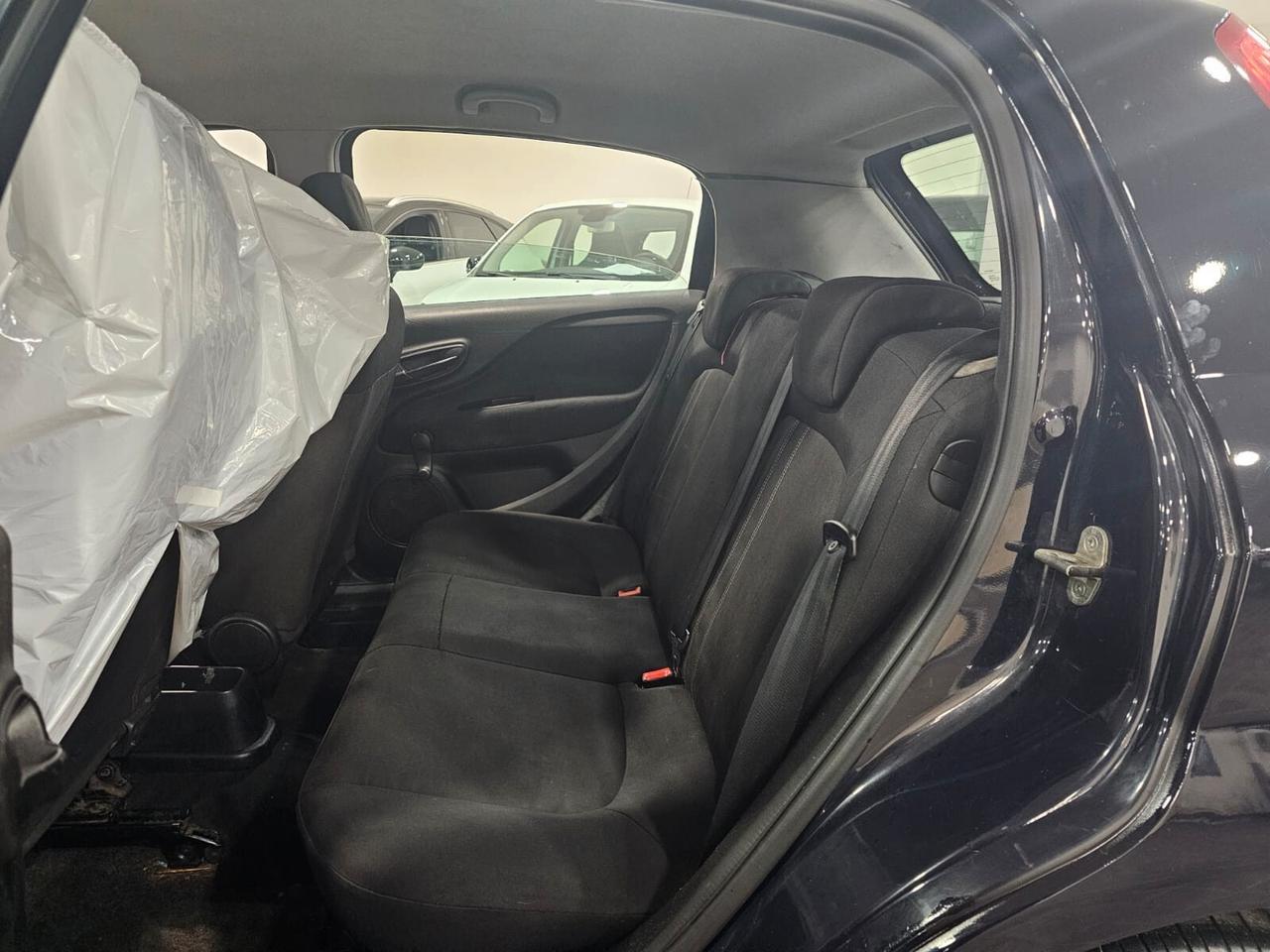 NUOVA FIAT PUNTO STREET LOUNGE 1.2 BENZ 70CV 5 PORTE