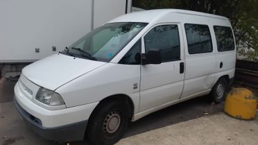 Fiat Scudo 9 posti diesel 1.9