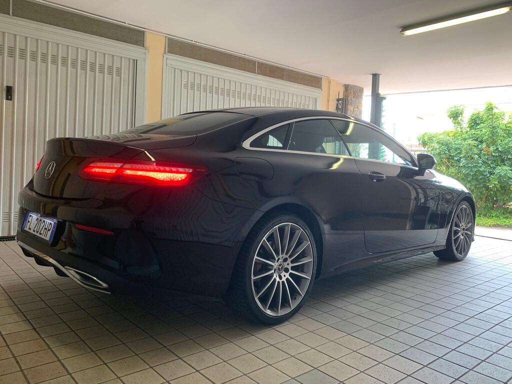 Mercedes-benz Coupe E 220 d 4Matic Premium