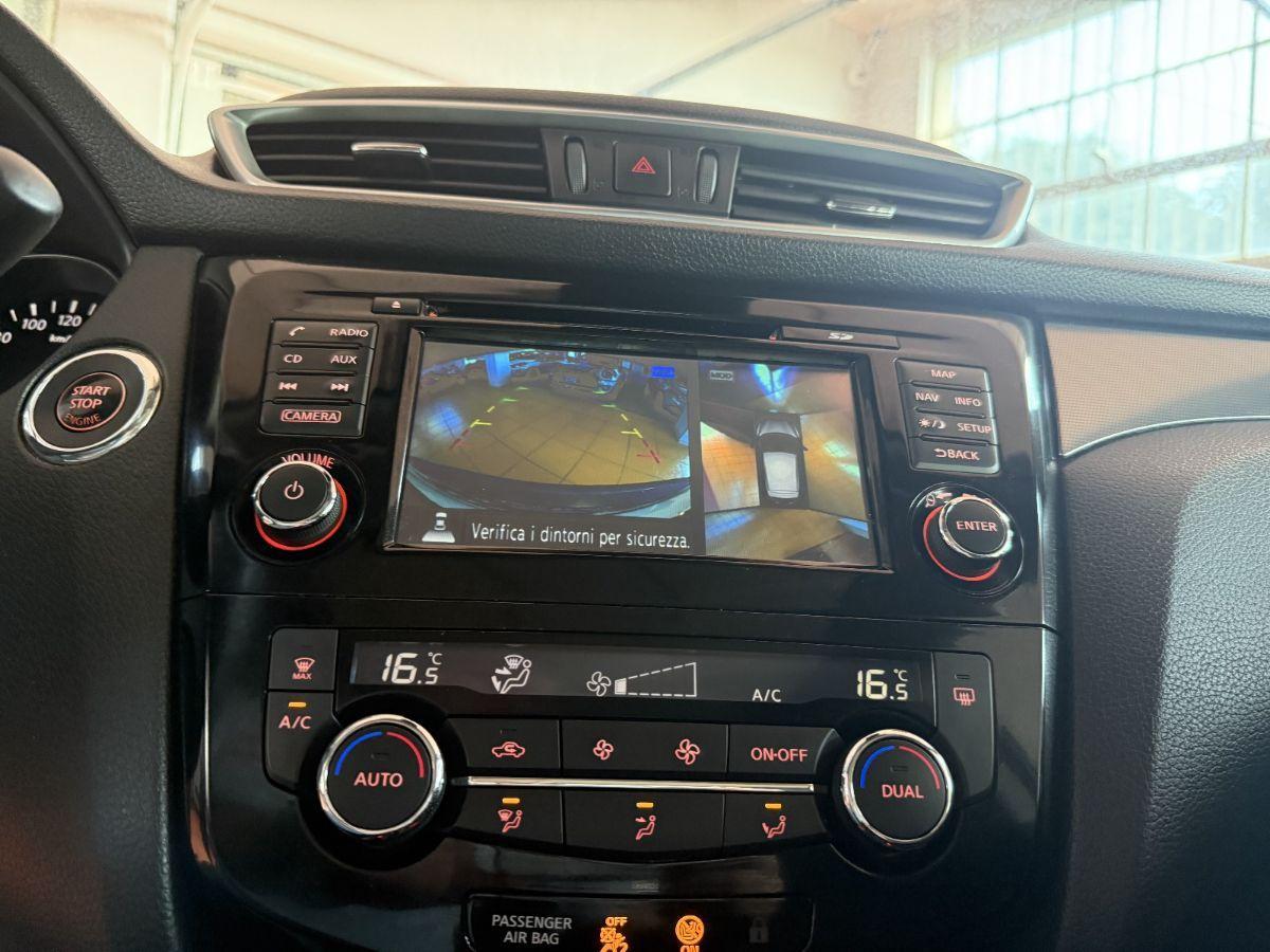 NISSAN - Qashqai - 1.5 dCi N-Connecta