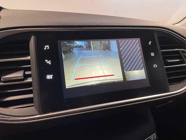 Peugeot 308 1.6BlueHDi 120CV Allure - NEOPATENTATI