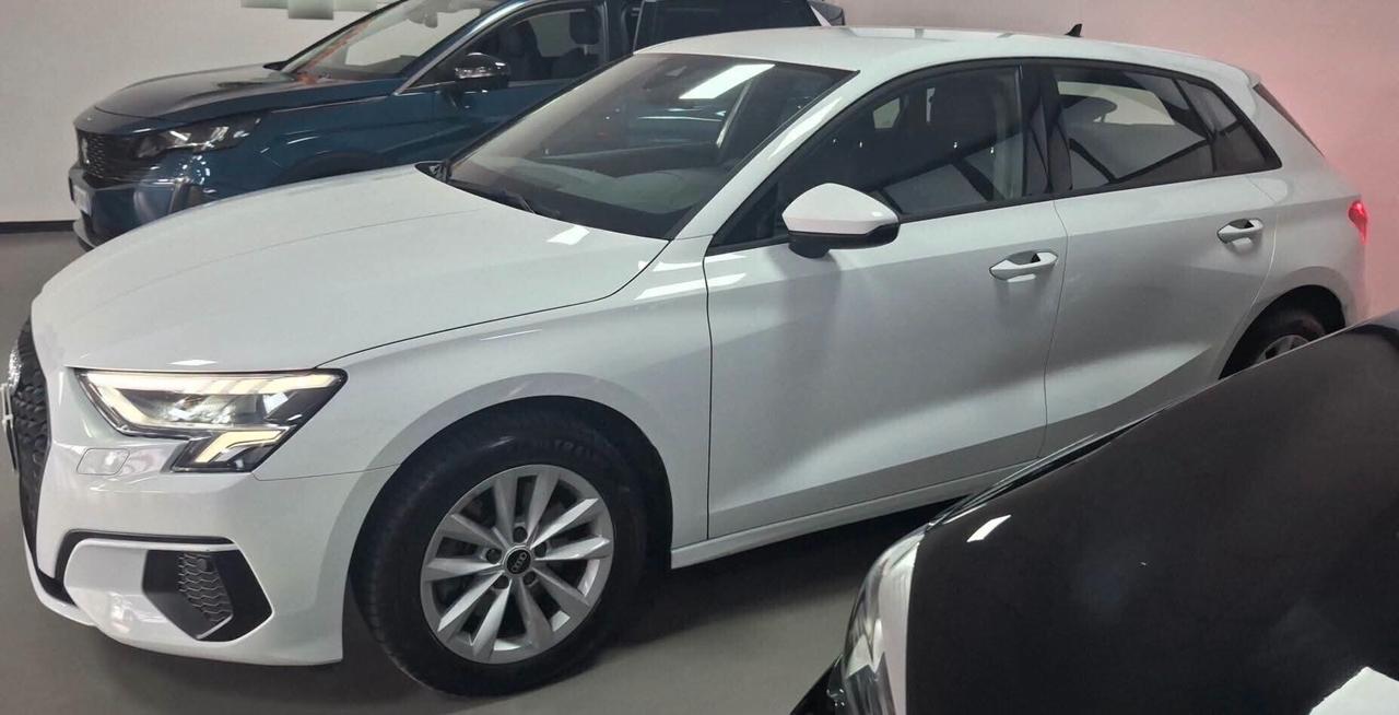 Audi A3 SPB 30 TDI automatica fari full led