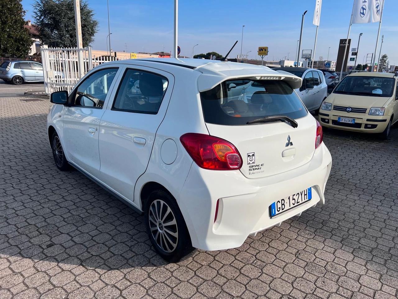 Mitsubishi Space Star 1.0 Intense SDA