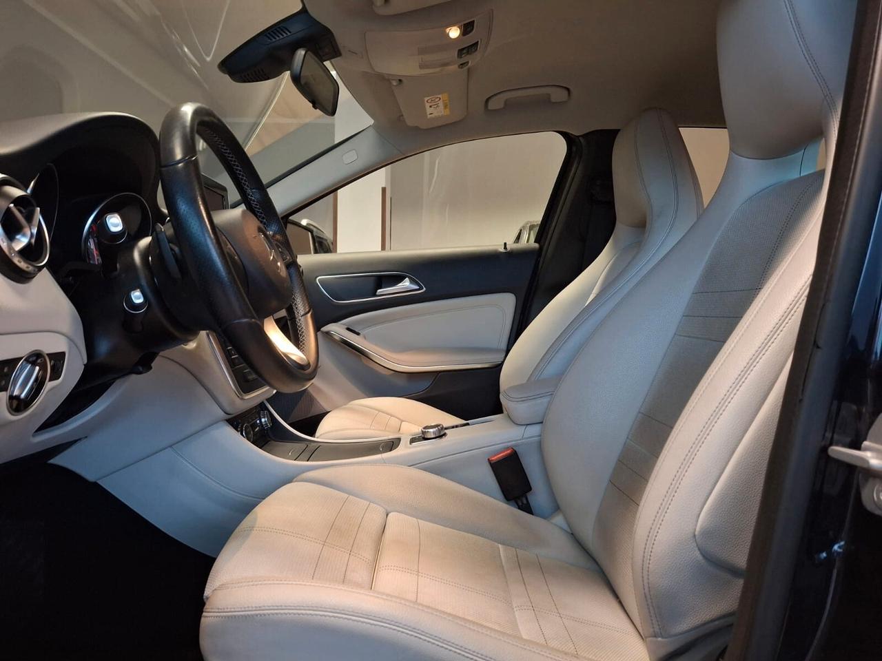 Mercedes-Benz GLA 200 d (cdi) Sport auto*NEOPATENTATI*EURO6