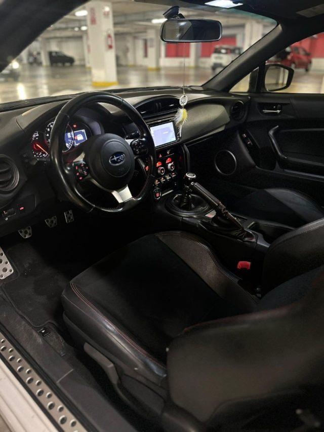 SUBARU BRZ 2.0
