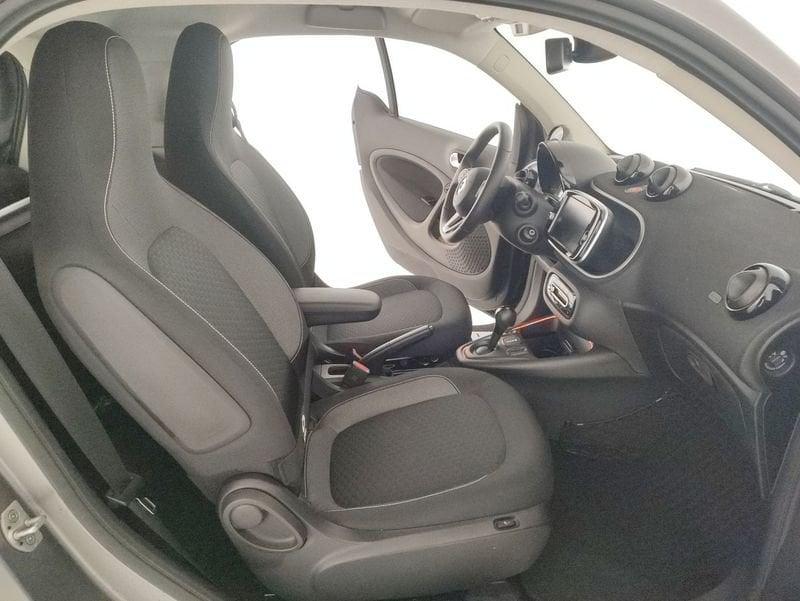 smart fortwo eq Passion 4,6kW