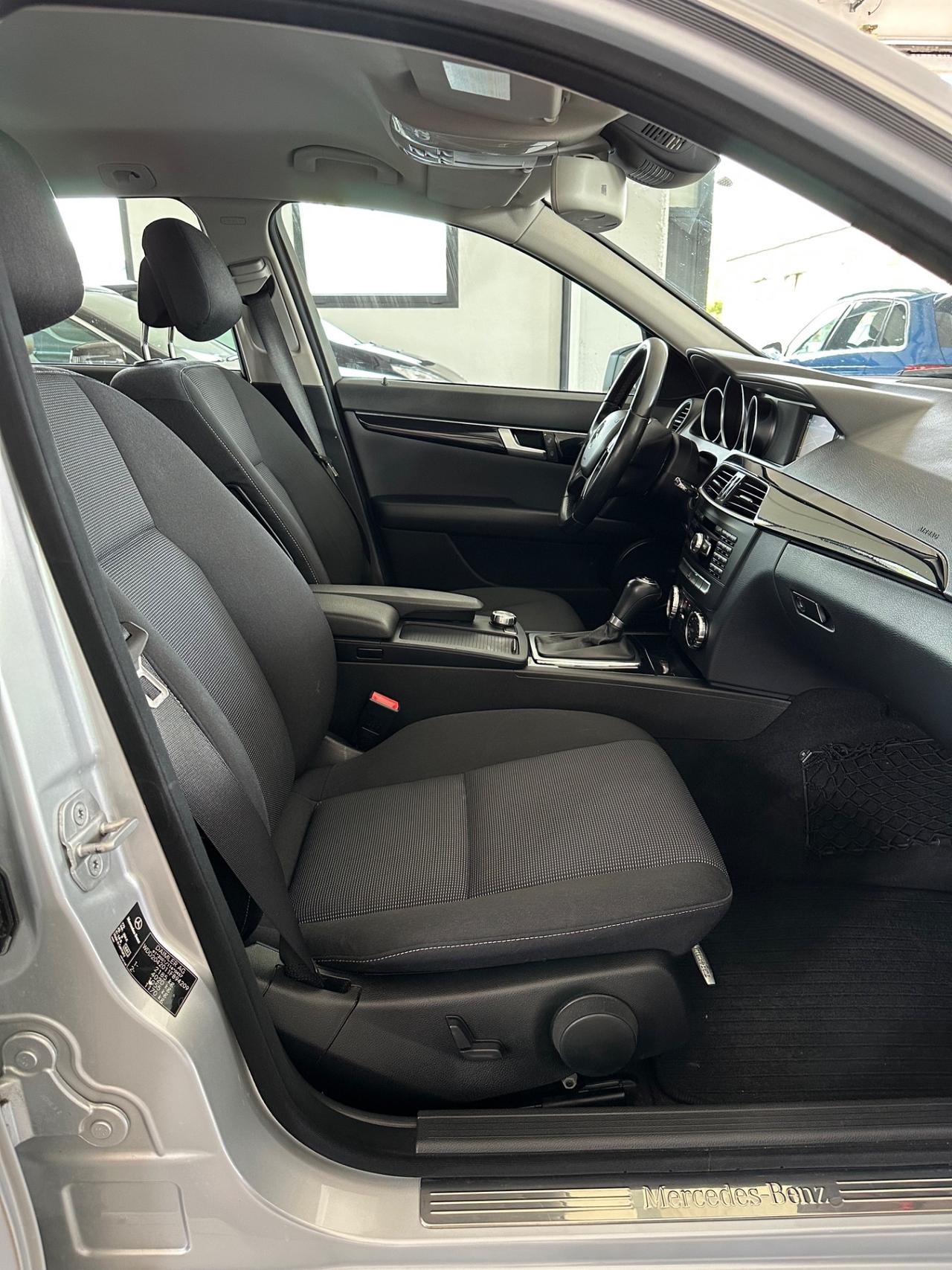Mercedes-benz C 200 CDI BlueEFFICIENCY Elegance
