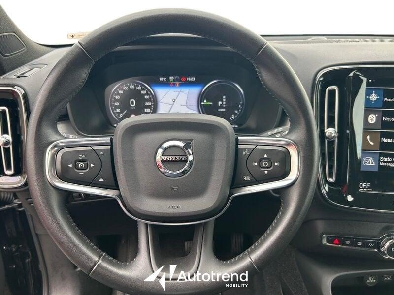 Volvo XC40 Recharge T5 180+82 CV Recharge Plug-in Hybrid Inscription Expression