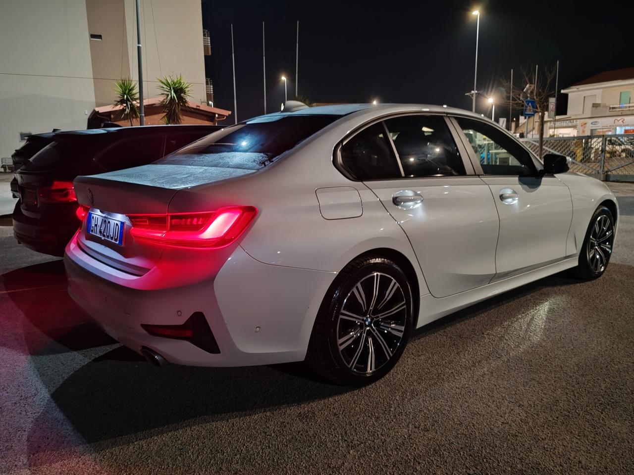 Bmw 320d xDrive 48v Business Advantage Aut.