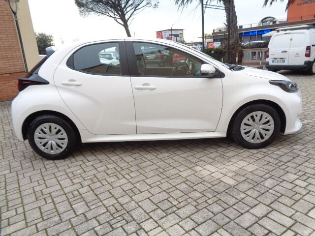 Toyota Yaris 1.0 5 porte Active NESSUN VINCOLO DI FINANZIAMENTO