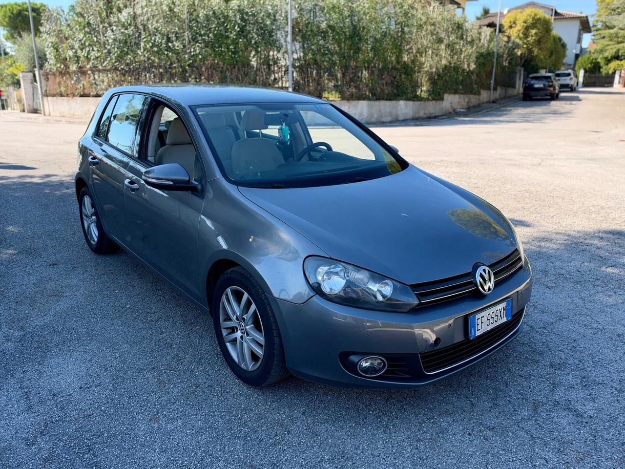 Volkswagen Golf 1.6 TDi cambio automatico DSG