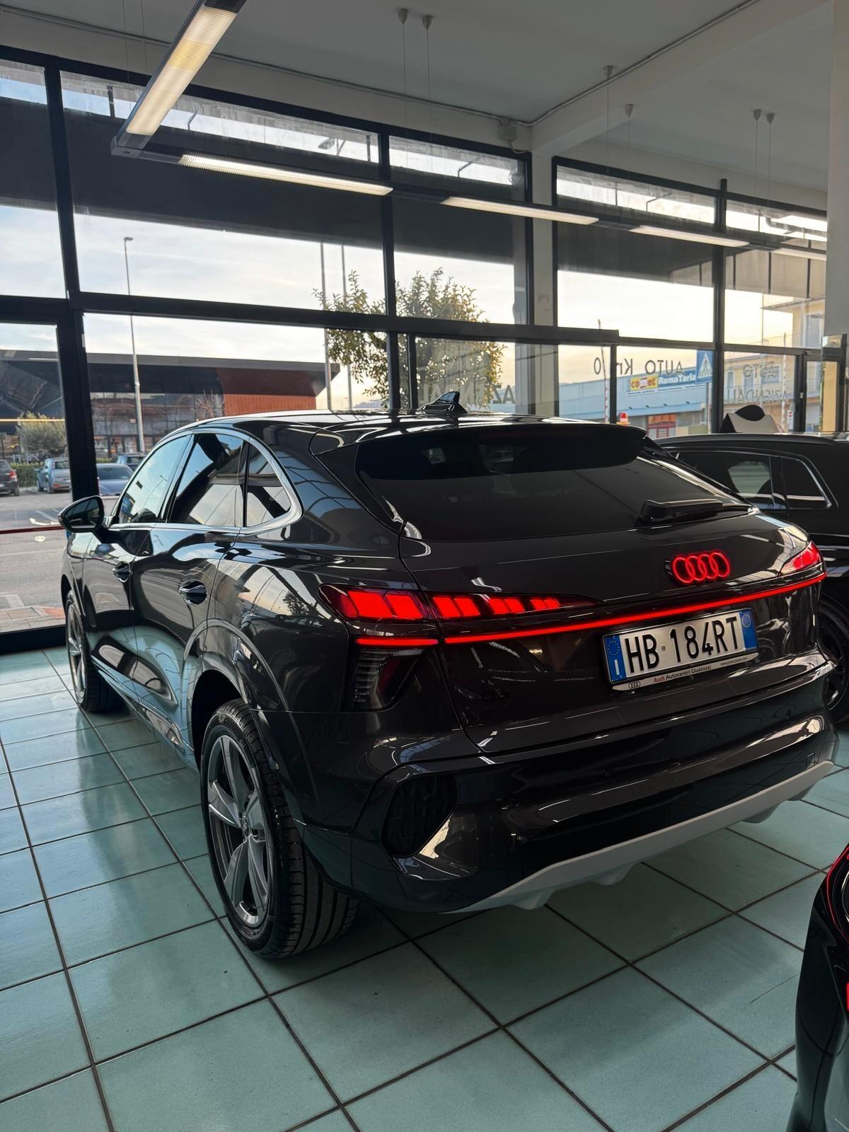 Audi Q3 SPB 35 TDI S tronic Business Plus